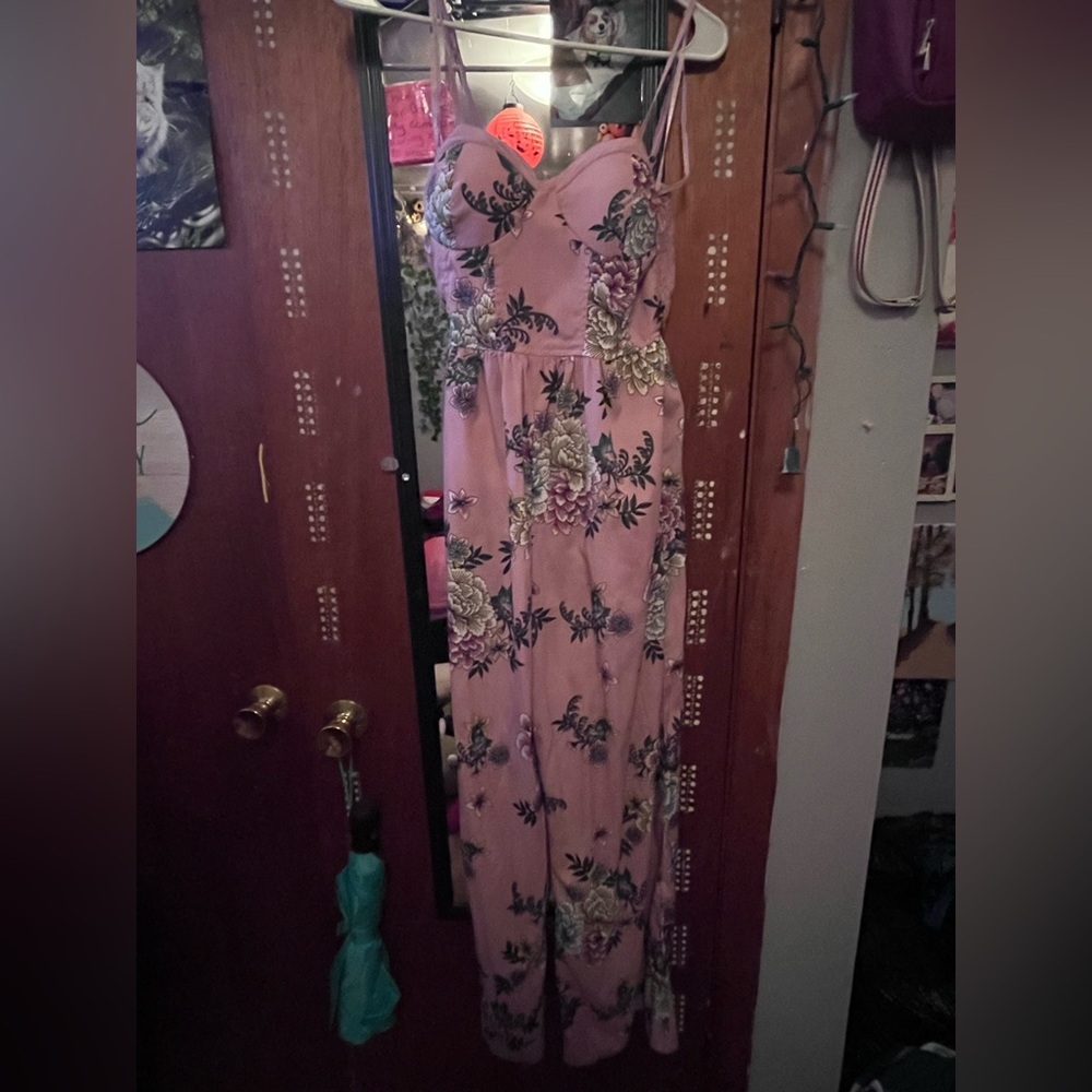 Pink floral pant suit.
